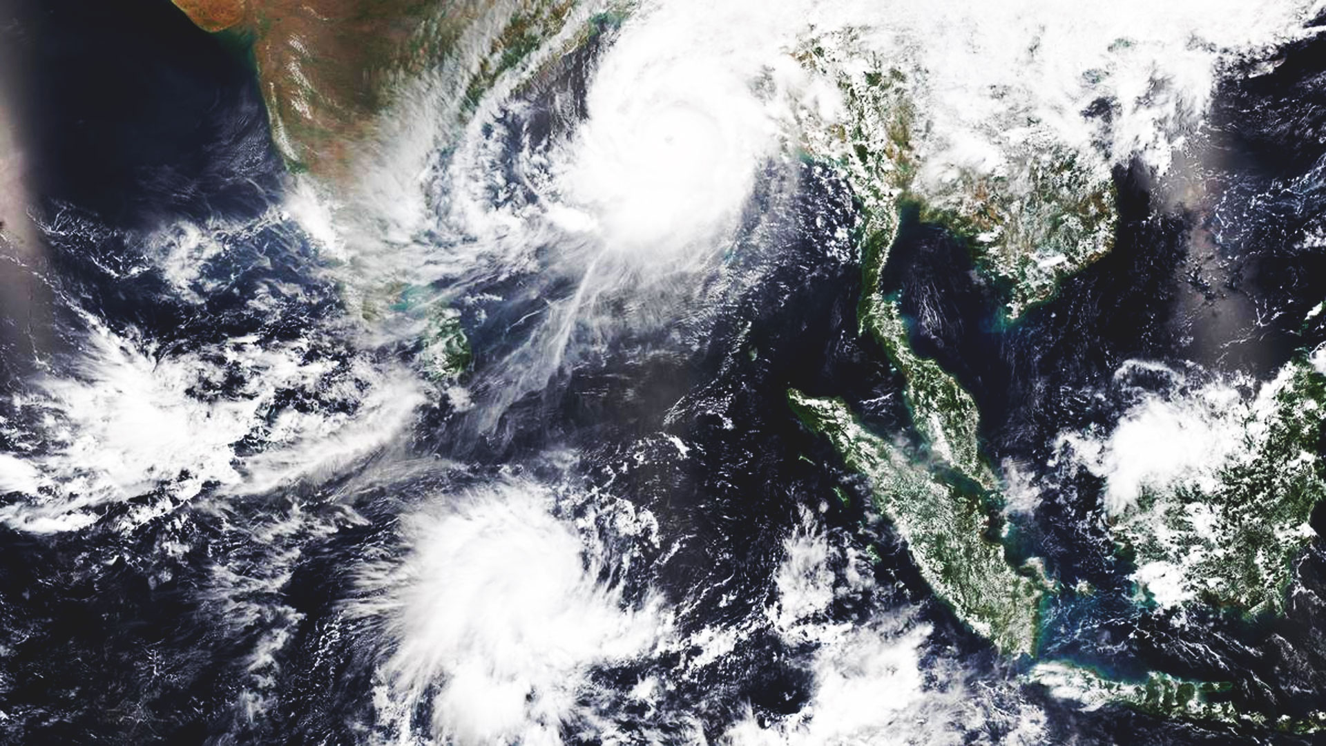 ঘূৰ্ণীবতাহ কেনেকৈ গঠন হয়? সেইবোৰ কেনেকৈ জুখিব পাৰি?